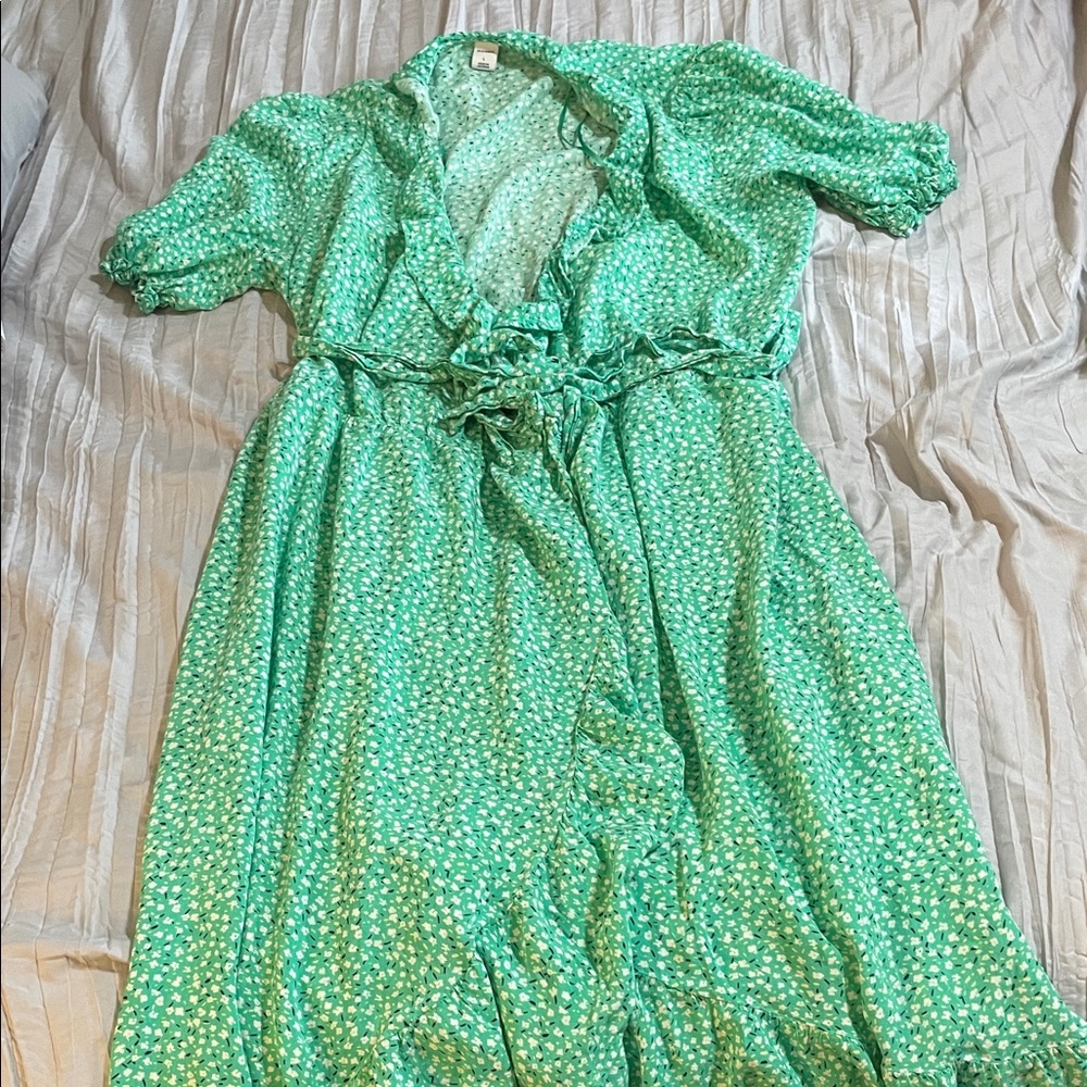 Old Navy Green Floral Dress